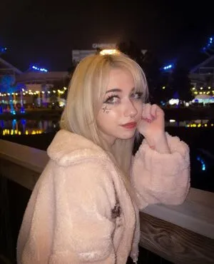 Iluvmeww OnlyFans Leaked Free Thumbnail Picture - #m8M2H93Lol