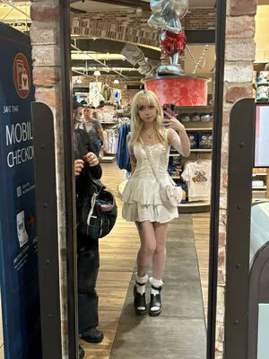 Iluvmeww OnlyFans Leaked Free Thumbnail Picture - #q4SLll8dhm