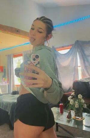 Iluvsavyy OnlyFans Leaked Free Thumbnail Picture - #O2WEIU5raN
