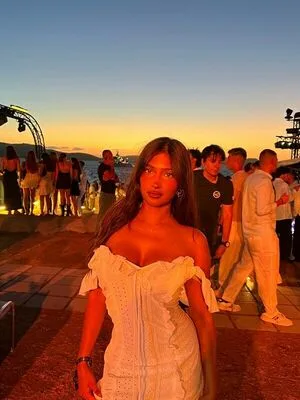 Imanimalikaa OnlyFans Leaked Free Thumbnail Picture - #PSr4powJPu