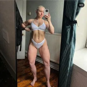 Imogen Rees Thumbnail Picture