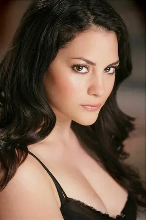 Inbar Lavi Thumbnail Picture