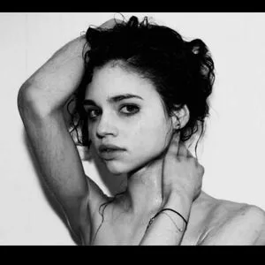 India Eisley Thumbnail Picture