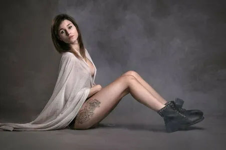Ines Loucif Thumbnail Picture