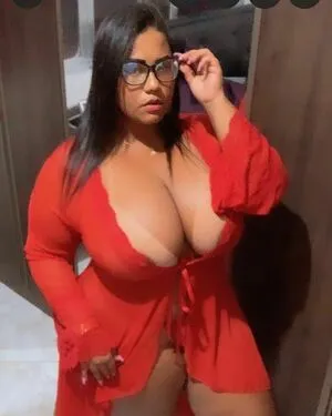 Ingrid Oliveira Thumbnail Picture