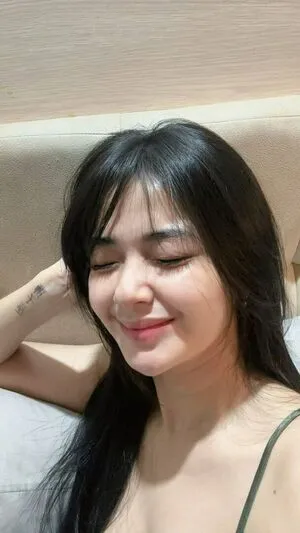 Inimalca OnlyFans Leaked Free Thumbnail Picture - #5X3I2Md0jM