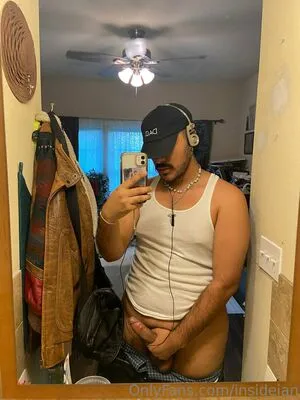 Insideian OnlyFans Leaked Free Thumbnail Picture - #MotUoPmXNh