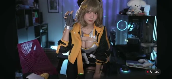 Iorimoe Five OnlyFans Leaked Free Thumbnail Picture - #1pf8APewtf