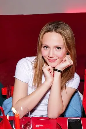 Iris Apatow OnlyFans Leaked Free Thumbnail Picture - #RcAVH9Ufjb