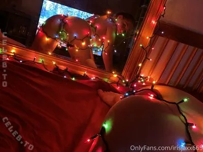 Iris Jaxx OnlyFans Leaked Free Thumbnail Picture - #thekewvuWe