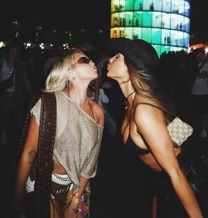 Iris Kendal OnlyFans Leaked Free Thumbnail Picture - #826hMRPSU6