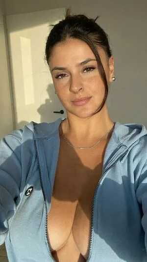 Iris Laurent OnlyFans Leaked Free Thumbnail Picture - #lT7NW697hV