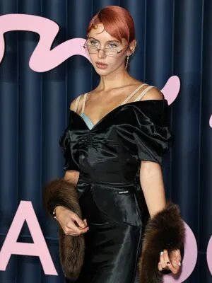 Iris Law OnlyFans Leaked Free Thumbnail Picture - #azwoZ8vTJr