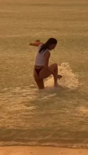 Iris Mittenaere OnlyFans Leaked Free Thumbnail Picture - #9lODT3H5jN