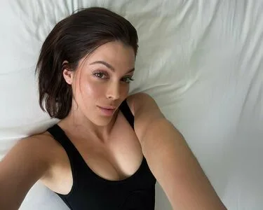 Iris Mittenaere OnlyFans Leaked Free Thumbnail Picture - #NQQiiV2dXh