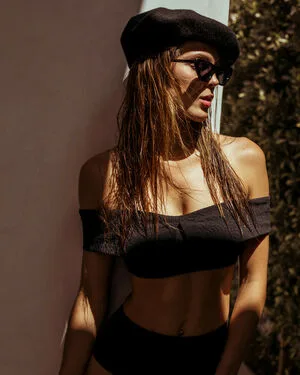 Iris Mittenaere OnlyFans Leaked Free Thumbnail Picture - #NvkEXbPR8Q