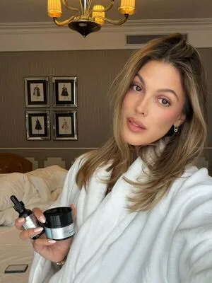 Iris Mittenaere OnlyFans Leaked Free Thumbnail Picture - #RlANlno4V9