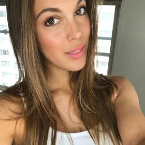 Iris Mittenaere OnlyFans Leaked Free Thumbnail Picture - #UTIwIlHvMU