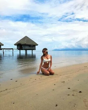 Iris Mittenaere OnlyFans Leaked Free Thumbnail Picture - #zXTZP6IQ64