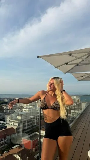 Iris Vallaranii OnlyFans Leaked Free Thumbnail Picture - #NfPfWVGREG