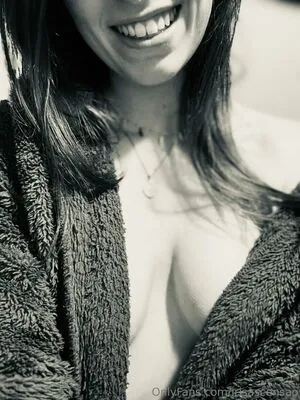 Irisascensao OnlyFans Leaked Free Thumbnail Picture - #4InTOGAb7I