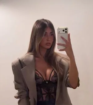 Isabeau OnlyFans Leaked Free Thumbnail Picture - #SmrhIO7vXr