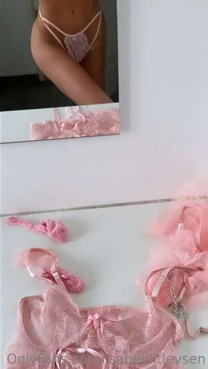 Isabel Ditlevsen OnlyFans Leaked Free Thumbnail Picture - #ykbdoRW2lP