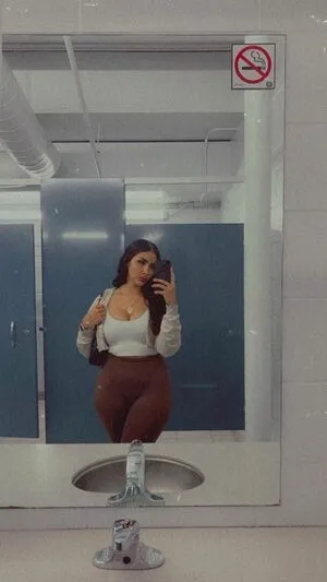 Isabel Palacio Thumbnail Picture