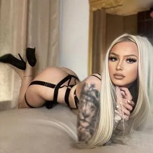Isabel Thumbnail Picture