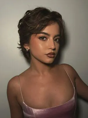 Isabela Merced OnlyFans Leaked Free Thumbnail Picture - #4dnAE2OboY