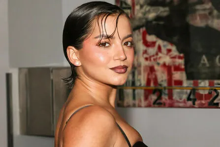 Isabela Merced OnlyFans Leaked Free Thumbnail Picture - #rbjCDc9Air