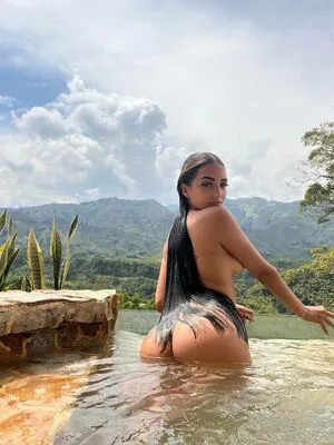 Isatorres23 Thumbnail Picture