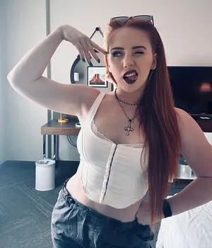 Isla Dawn OnlyFans Leaked Free Thumbnail Picture - #0dtI9xppwC