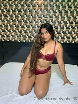 Issahott31 OnlyFans Leaked Free Thumbnail Picture - #thb3SbfkT0