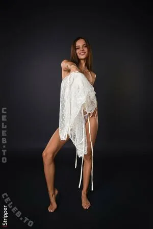 iStripper OnlyFans Leaked Free Thumbnail Picture - #0SksjfHZ8B