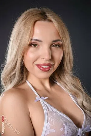 iStripper OnlyFans Leaked Free Thumbnail Picture - #CHgJpmFi8K