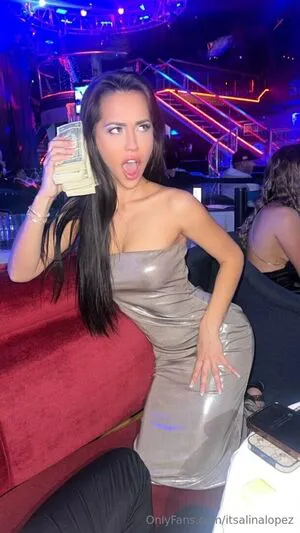 Itsalinalopez OnlyFans Leaked Free Thumbnail Picture - #m4T7M0oFB1