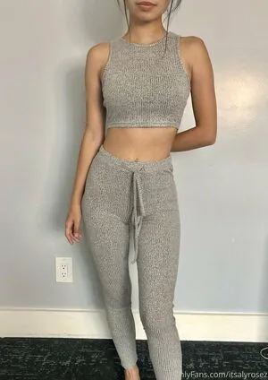 Itsalyrosez Thumbnail Picture