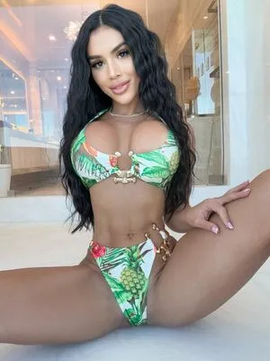 Itsdesiredee OnlyFans Leaked Free Thumbnail Picture - #Cqe4HgJ1Mt