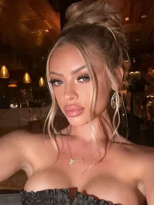 Itsemrosee OnlyFans Leaked Free Thumbnail Picture - #Hs03L3h7IA