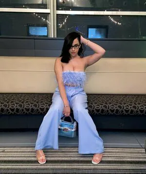 Itsqueennovaa OnlyFans Leaked Free Thumbnail Picture - #1TrbUDj2NE
