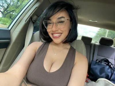 Itsqueennovaa OnlyFans Leaked Free Thumbnail Picture - #EPMMfeOY2u