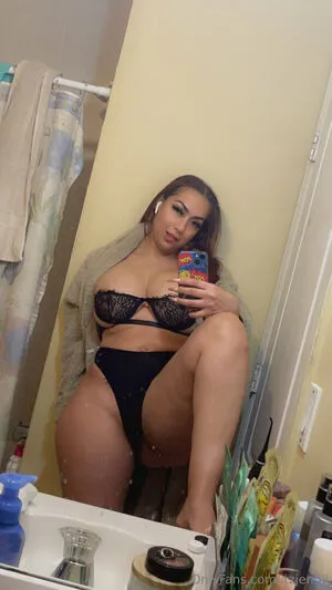 Itzjennii OnlyFans Leaked Free Thumbnail Picture - #JAk9OD05DY