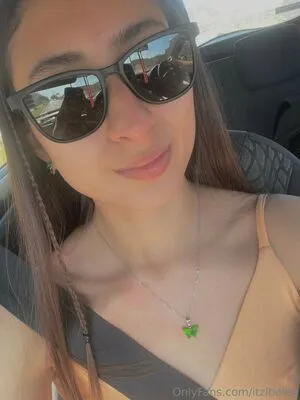 Itzlbelen OnlyFans Leaked Free Thumbnail Picture - #dCWS9Xr5Z7