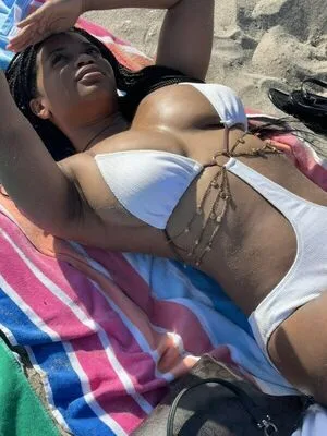 Itzmelanin OnlyFans Leaked Free Thumbnail Picture - #P6V46UeFOH