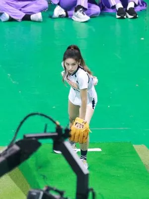 ITZY OnlyFans Leaked Free Thumbnail Picture - #0RzLrhp74I