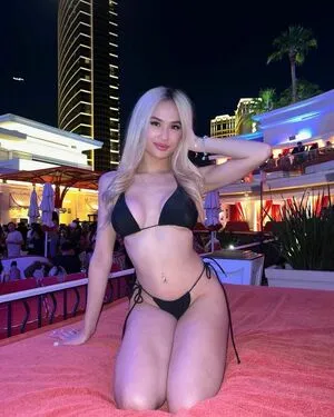 Iveenguyen Thumbnail Picture