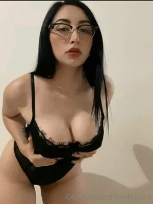 IvethGonz OnlyFans Leaked Free Thumbnail Picture - #AyuPTEDqdL
