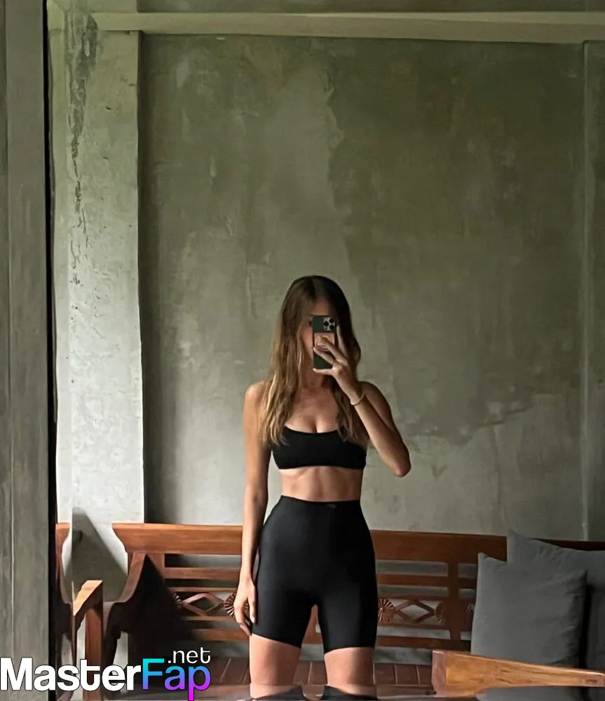 Iza Krzan nude  Izabella Krzan Nude OnlyFans Leak Picture #di8mi7TLvz | MasterFap.net