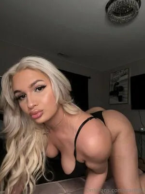 Izadolla OnlyFans Leaked Free Thumbnail Picture - #4Zu3UhRFm2